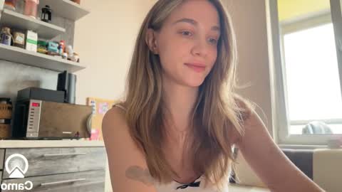 Snapshot of amy_chill chatting on 03.10.25 Amy Chill online show from 03.10.25