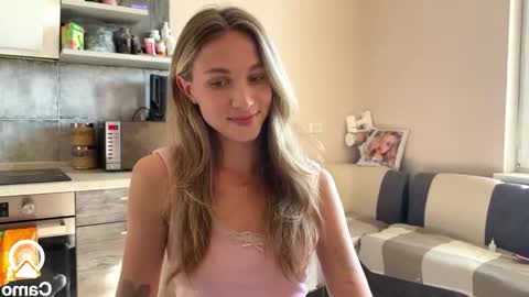 Snapshot of amy_chill chatting on 09.25.25 Amy Chill online show from 09.25.25