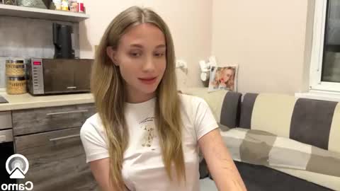 Snapshot of amy_chill chatting on 09.30.25 Amy Chill online show from 09.30.25