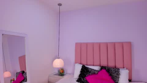 Aleja   online show from 11.11.25