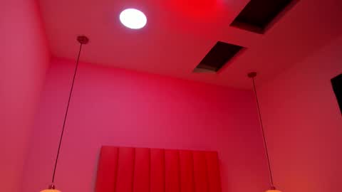 Aleja   online show from 11.30.25