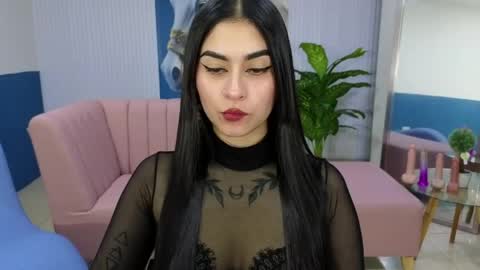 Snapshot of amy_lovelydoll chatting on 05.25.26 Amy online show from 05.25.26