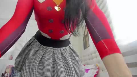 Amy Caroland online show from 10.31.25