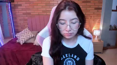 Snapshot of amy_sophiaa chatting on 06.13.26 Amy sophia 3 online show from 06.13.26