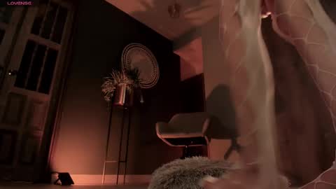 Amy Armstrong online show from 02.26.25