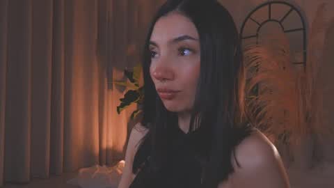 Amy Armstrong online show from 09.20.25