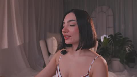 Amy Armstrong online show from 04.15.26