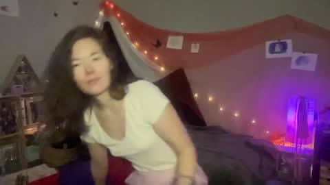 Snapshot of amydreamgirl chatting on 01.07.25 amydreamgirl online show from 01.07.25