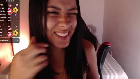 Snapshot of amyharlow_ chatting on 12.06.24 Jenn  online show from 12.06.24