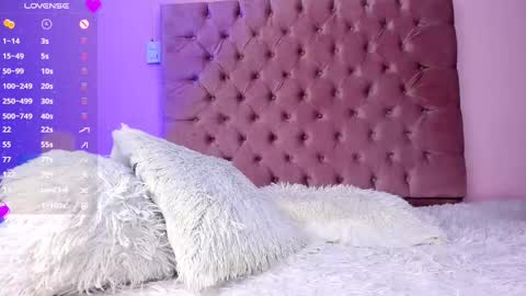 Amy ... Nice to meet u   thumb up me please its important online show from 02.22.25