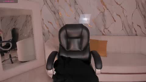 Snapshot of amyrosse_x chatting on 07.10.26 AMY R online show from 07.10.26