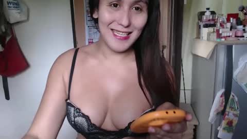 Snapshot of amysweetbabe chatting on 02.21.25 amysweetbabe online show from 02.21.25