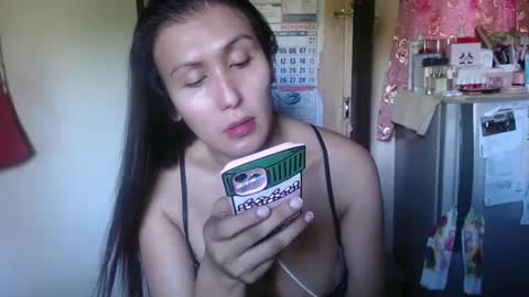 Snapshot of amysweetbabe chatting on 10.17.25 amysweetbabe online show from 10.17.25