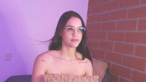 Snapshot of amyw0w chatting on 03.12.25 IG amyw0w online show from 03.12.25