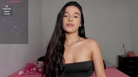 Snapshot of amyy_28 chatting on 05.15.26 Amyy online show from 05.15.26