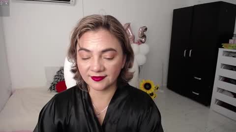 Snapshot of ana_hotmilf chatting on 01.26.25 Ana online show from 01.26.25