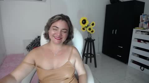 Snapshot of ana_hotmilf chatting on 02.21.25 Ana online show from 02.21.25