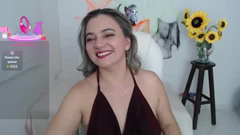 Snapshot of ana_hotmilf chatting on 10.29.25 Ana online show from 10.29.25