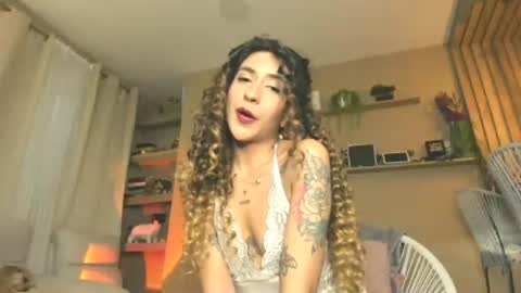 Snapshot of ana_jasper chatting on 06.13.26 Ana Maria online show from 06.13.26