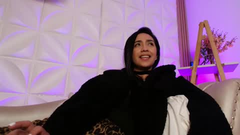   online show from 09.11.25