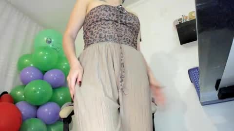 Im anna but you can call me as you want online show from 10.27.25