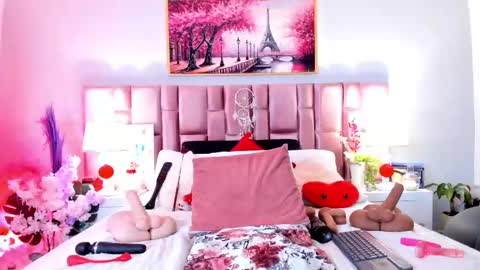 anaa_bellaa online show from 12.04.25