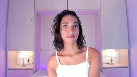 Snapshot of anaacollins_ chatting on 05.12.26 anaacollins_ online show from 05.12.26