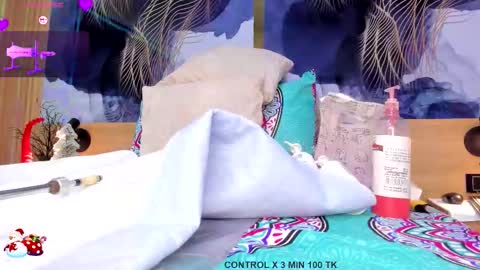 anabacker01 online show from 12.21.25