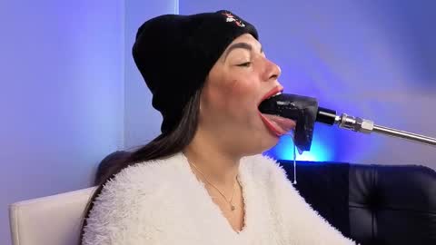 Anabel Alice Gandara online show from 03.27.26