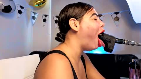 Snapshot of anabel693_ chatting on 07.12.26 Anabel Alice Gandara online show from 07.12.26