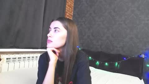 Anna online show from 10.13.25