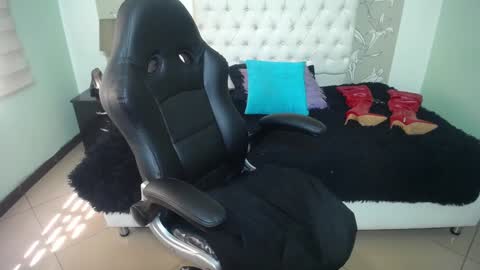 Anabella online show from 01.16.25