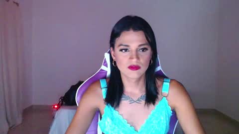 Snapshot of anabellabonariva chatting on 12.14.24 Anabella online show from 12.14.24