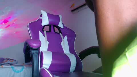 Snapshot of anabellabonariva chatting on 02.12.25 Anabella online show from 02.12.25