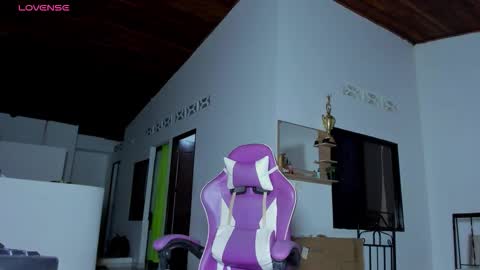 Snapshot of anabellabonariva chatting on 12.03.25 Anabella online show from 12.03.25