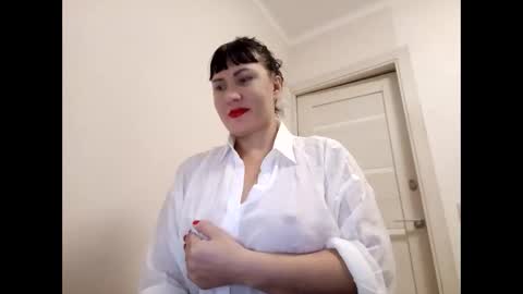 Snapshot of anabellovee chatting on 02.25.25 ANABELLOVEE online show from 02.25.25