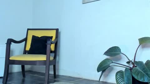 Ana Henao or Annie... Follow me ahenaocb Insta  X online show from 03.15.26