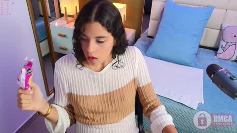 Anahi  online show from 01.31.25