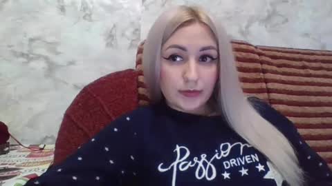 Snapshot of analqueen2024 chatting on 12.18.24 analqueen2024 online show from 12.18.24