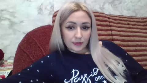 Snapshot of analqueen2024 chatting on 12.18.24 analqueen2024 online show from 12.18.24