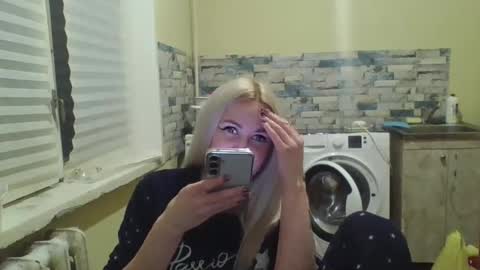 Snapshot of analqueen2024 chatting on 01.08.25 analqueen2024 online show from 01.08.25