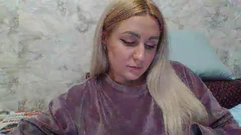 Snapshot of analqueen2024 chatting on 11.10.25 analqueen2024 online show from 11.10.25