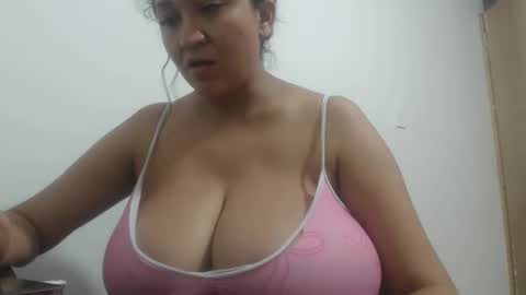 analy_hot online show from 11.17.25