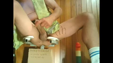 Snapshot of analytoyboy8 chatting on 09.24.25 Analytoyboy8 online show from 09.24.25