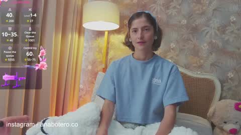 Ana Mara Botero online show from 01.11.25