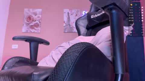 Snapshot of ananasteisha chatting on 03.07.25 Ananasteisha online show from 03.07.25