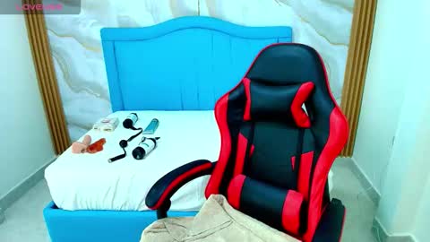 Snapshot of anapau_cooper chatting on 09.09.25 A N A P A U L A online show from 09.09.25