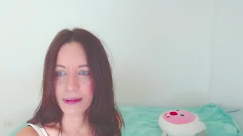 Snapshot of anapereira12 chatting on 05.31.26 anapereira12 online show from 05.31.26