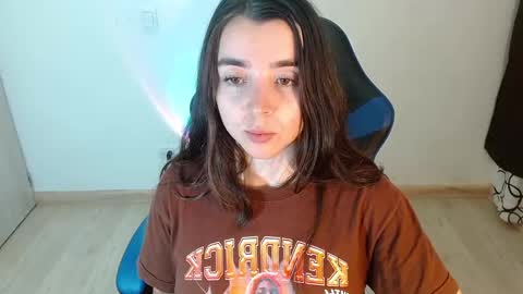 Snapshot of anarosse__ chatting on 03.06.25 ana 3 online show from 03.06.25