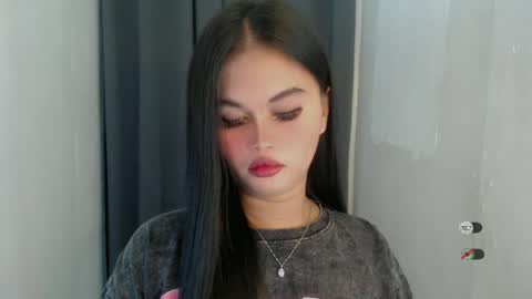Snapshot of anaruru_ chatting on 06.13.26 ANA online show from 06.13.26